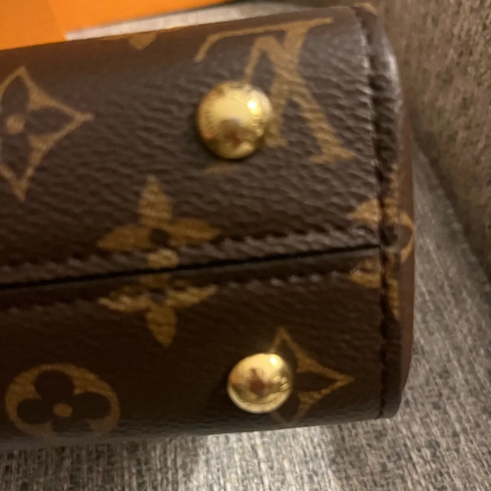AUTHENTIC Louis Vuitton Monogram Canvas Cluny Mini - Picture 15 of 16